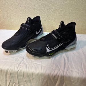 Mens Force Zoom Trout 8 Elite Black Grey CZ5913-010 Baseball Cleats NEW.